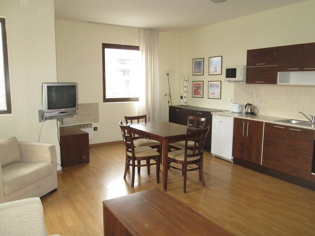 Fortuna Complex Alexander Services Apartments Банско Экстерьер фото